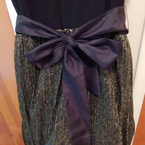 Party dress - Picture 5 of 8